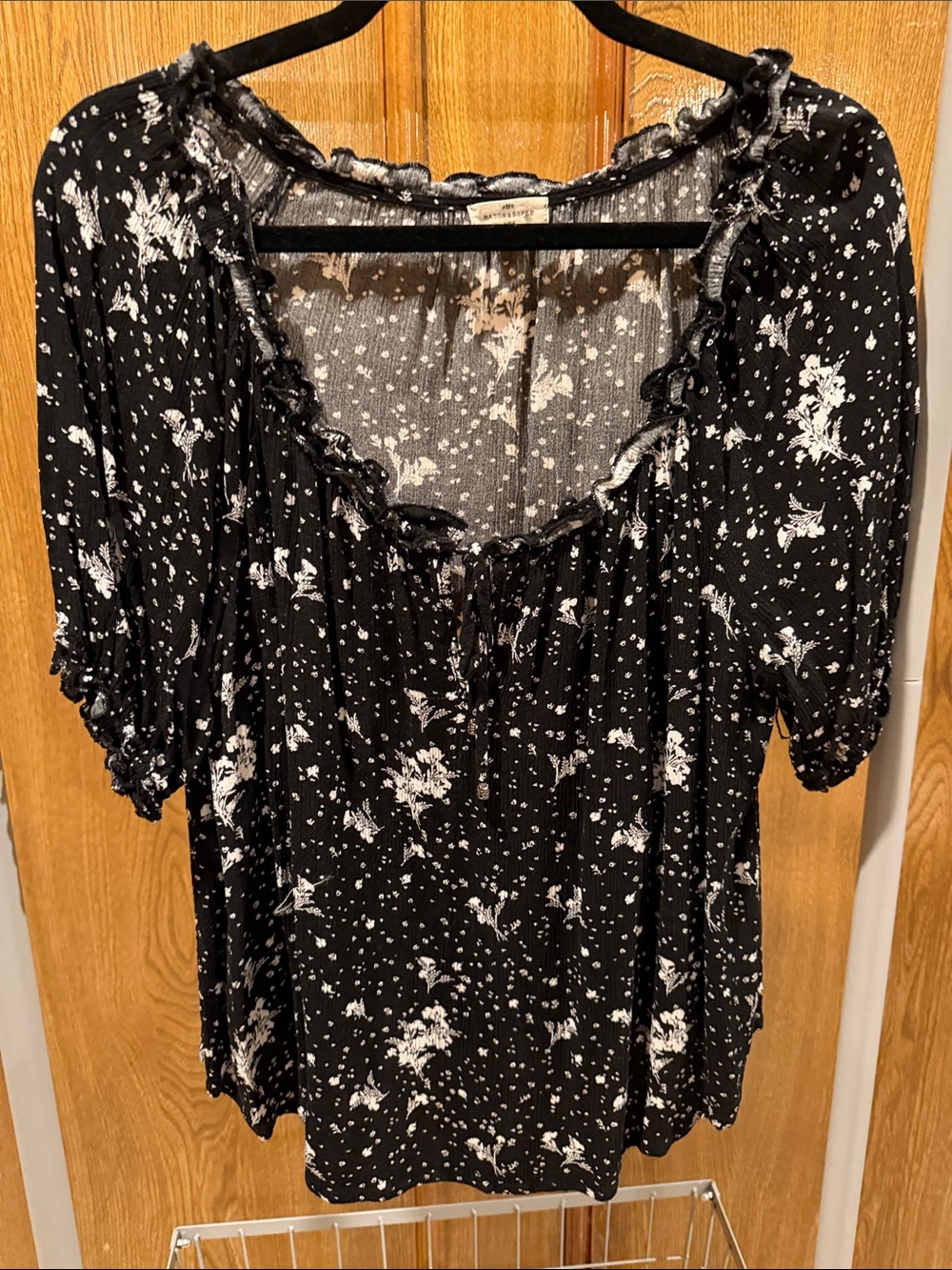 Black and White Floral Scoop-Neck Peasant Blouse